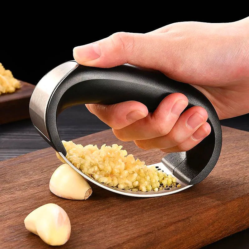 Stainless Steel Manual Garlic Press - Compact and Efficient Kitchen Gadget for Mincing Garlic